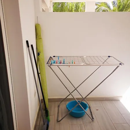 Lägenhet Comfortable Cleo With Large Terrace *