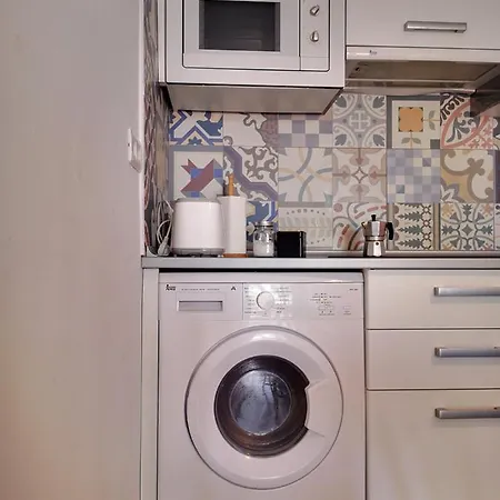 Lägenhet Comfortable Cleo With Large Terrace *