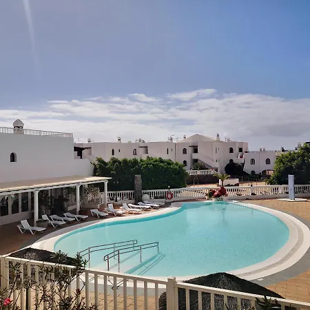 Comfortable Cleo With Large Terrace Costa Teguise