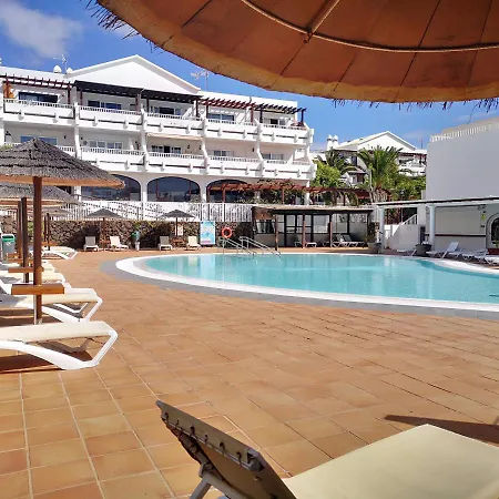 Comfortable Cleo With Large Terrace * Costa Teguise