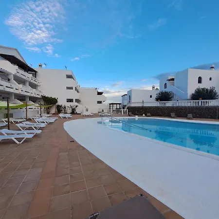 Comfortable Cleo With Large Terrace Costa Teguise